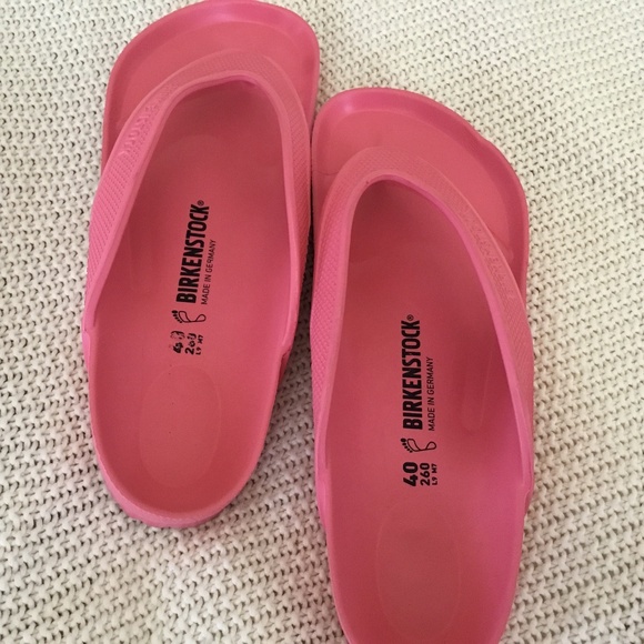 NWOT BIRKENSTOCK FLIP FLOPS - Picture 1 of 3